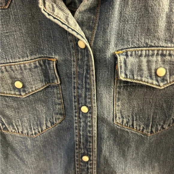 J Crew Chambray Shirt - Picture 4 of 5